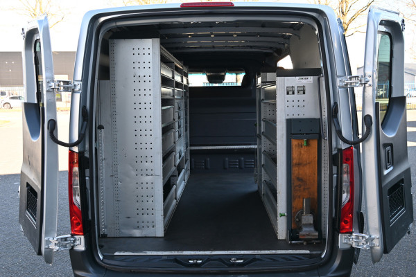 Mercedes-Benz Sprinter 315 CDI L2H1 RWD 3500 kg trekhaak, Geveerde stoel, MBUX 10.25, Werkplaats inrichting