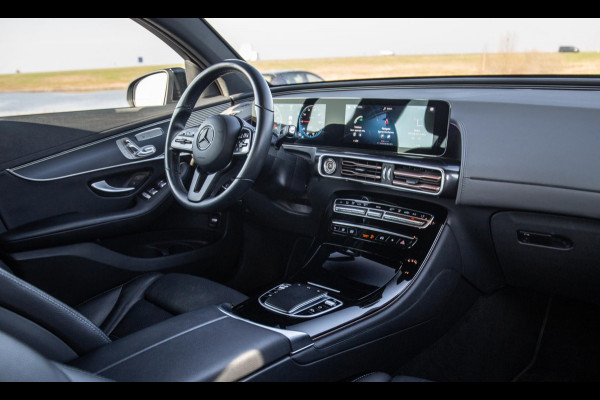 Mercedes-Benz EQC 400 4MATIC Luxury Line 80 kWh CAMERA / MEMMORY / STOELVERWARMING / LEER / DEALER ONDERHOUDEN