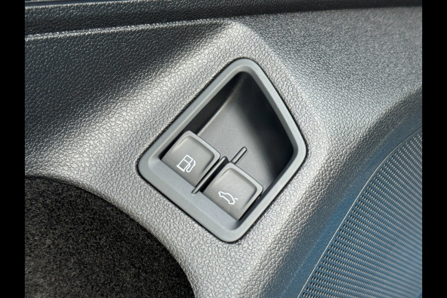 Volkswagen Arteon 1.4 TSI eHybrid Elegance STANDKACHEL / ERGOSTOELEN / CAMERA / TREKHAAK / 19INCH / ACC / STOELVERW. / NAVI