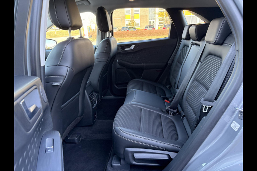 Ford Kuga 2.5 PHEV Titanium X | Winterpakket | BLIS | Elektrische achterklep | Trekhaak |