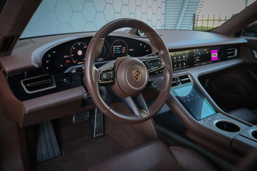 Porsche Taycan Turbo 93 kWh | PASSENGER DISPLAY | ADAPTIVE CRUISE | STOELVERWAMING & VERKOELING | 360 CAMERA | BOSE AUDIO |