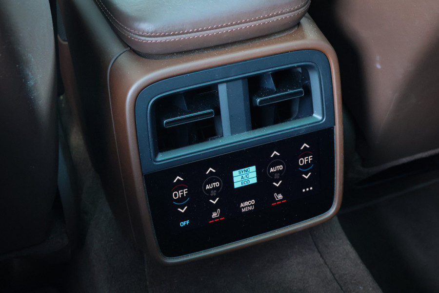 Porsche Taycan Turbo 93 kWh | PASSENGER DISPLAY | ADAPTIVE CRUISE | STOELVERWAMING & VERKOELING | 360 CAMERA | BOSE AUDIO |