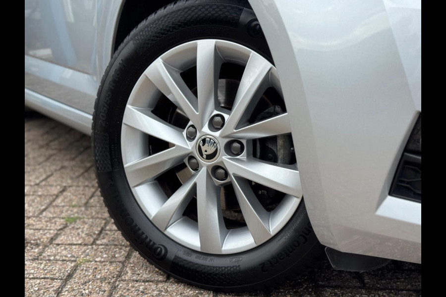 Škoda Octavia Combi 1.5 TSI Greentech Business AUT NAVI NAP!