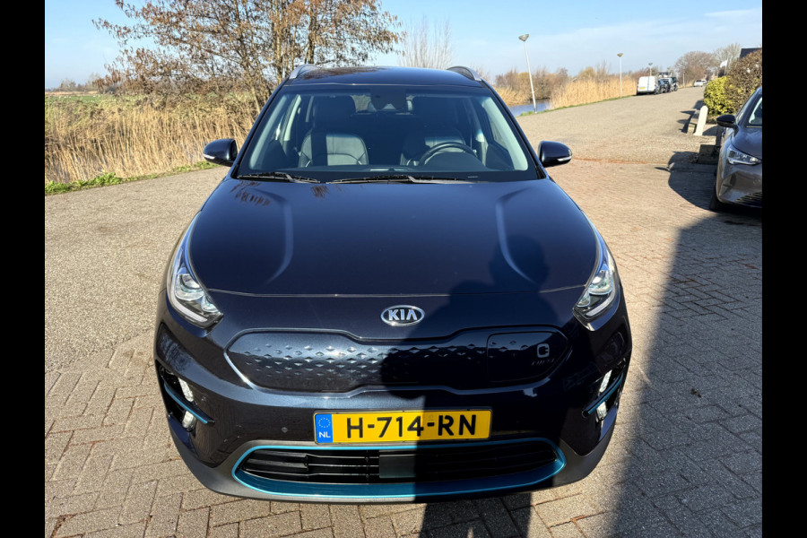 Kia e-Niro ExecutiveLine 64 kWh App Connect, Leer, Camera, Stoel/Stuur Verwarming