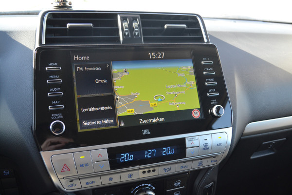 Toyota Land Cruiser 150 2.8 D-4D-F Executive Window Van