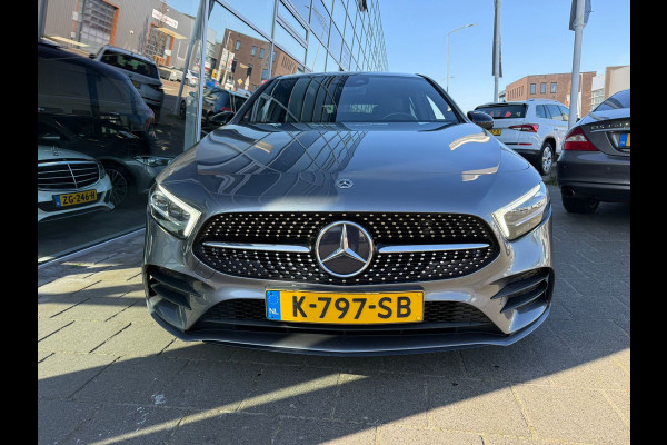 Mercedes-Benz A-Klasse 180 Business Solution AMG Pano,sfeerverlichting