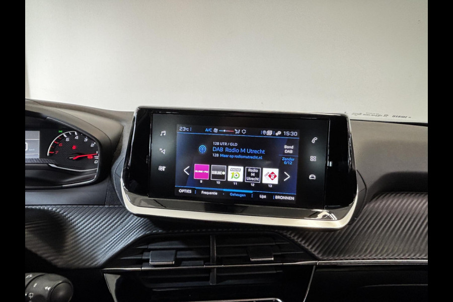 Peugeot 2008 1.2 PureTech Active Navigatie | Cruise control | Android auto / Apple carplay | Parkeersensoren achter