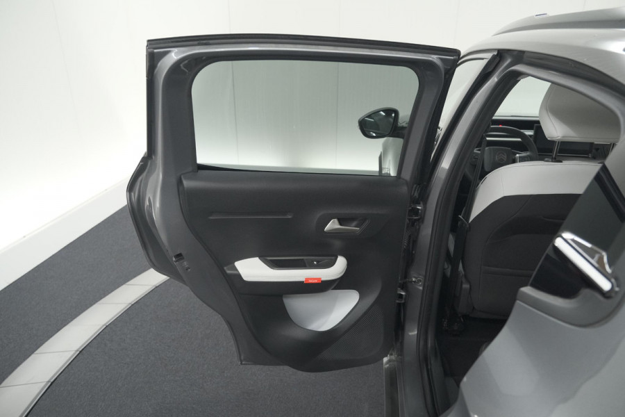 Citroën ë-C3 Max 113pk 44 kWh | 7 KW Laadfunctie | Camera | Navigatie | Apple Carplay | Parkeersensoren