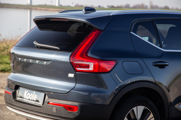 Volvo XC40 1.5 T4 Recharge Inscription CARPLAY / CRUISE CONTROLE / DEALER ONDERHOUDEN / CAMERA