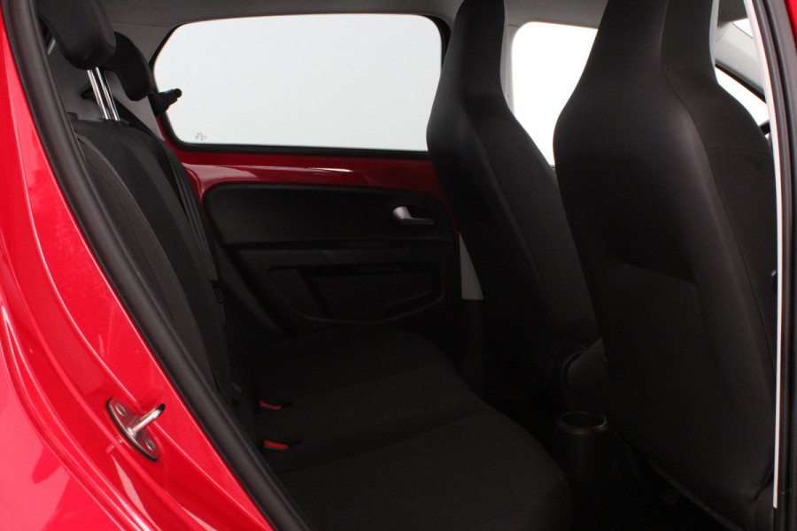 Volkswagen up! 1.0 BMT move > Zwart dak/Cruise control/15 inch velgen...