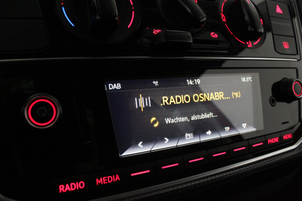 Volkswagen up! 1.0 BMT move > Zwart dak/Cruise control/15 inch velgen...