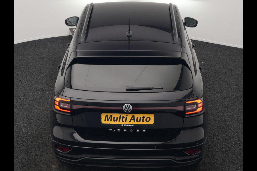 Volkswagen T-Cross 1.0 TSI R-Line 116pk DSG | Adaptive Cruise | Apple Carplay | Voorstoelen Verwarmd | Blis | Virtual Cockpit | Navigatie | DAB |