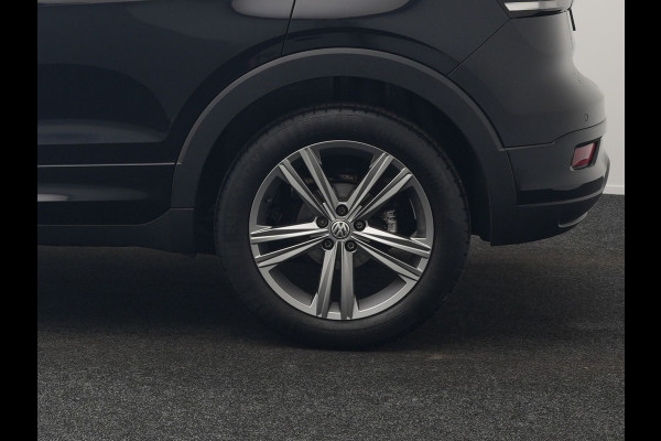 Volkswagen T-Cross 1.0 TSI R-Line 116pk DSG | Adaptive Cruise | Apple Carplay | Voorstoelen Verwarmd | Blis | Virtual Cockpit | Navigatie | DAB |