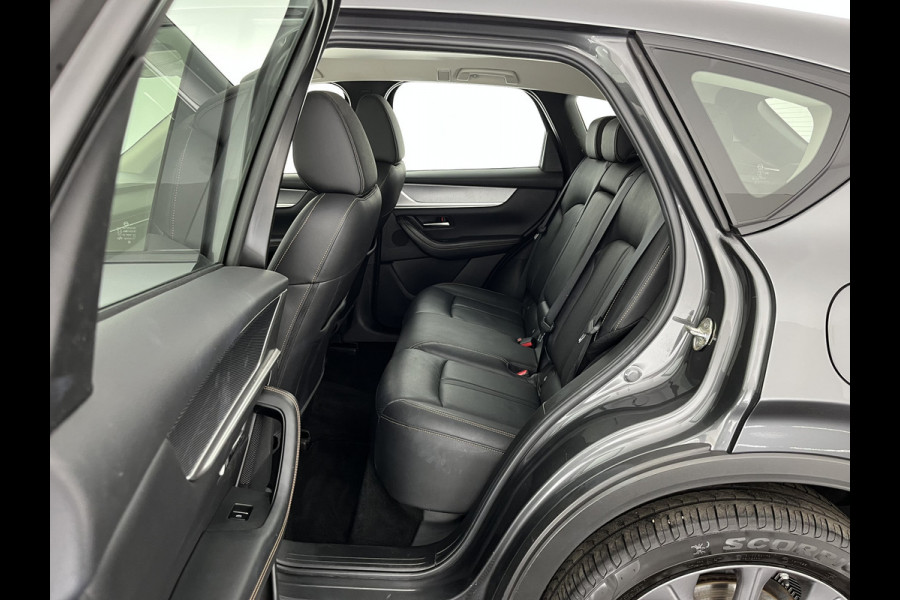 Mazda CX-60 2.5 e-SkyActiv PHEV Exclusive-Line AWD (Plug-In / 3-Fase) (INCL-BTW) *LEATHER | FULL-LED | BLINDSPOT | HEATED/COOLD-COMFORTSEATS | DIGI-COCKPIT | KEYLESS | DAB | NAVI-FULLMAP | CAMERA | TOWBAR | CARPLAY | SHIFTPADDLES | MEMORY-PACK | HEAD-UP | ...