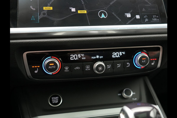 Audi Q3 45 TFSI e Plug In Hybrid 245pk Dealer O.H. PHEV | Trekhaak Af Fabriek | Panodak | Camera | Alcantara Sportstoelen Verwarmd | Apple Carplay | Keyless | Blis | LED Koplampen | Virtual | Navigatie | DAB |