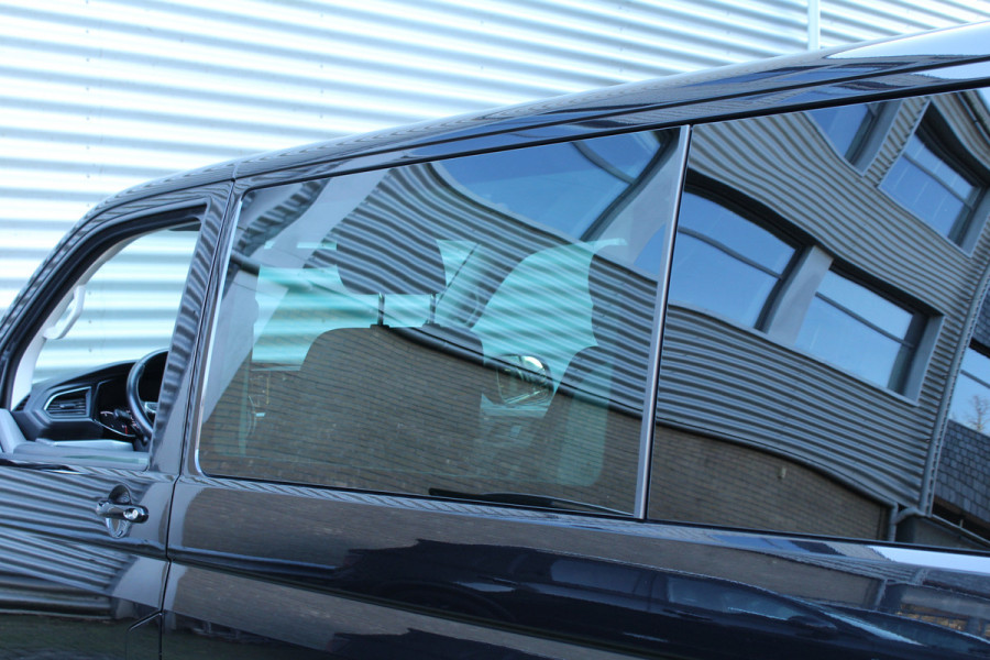 Volkswagen Transporter 2.0 TDI 150pk DSG7 L2H1 Dubbel Cabine Comfortline NL-Auto NAP Airco Cruise Navi Camera 17"LMV Voorruitverwarming Trekhaak 2500kg