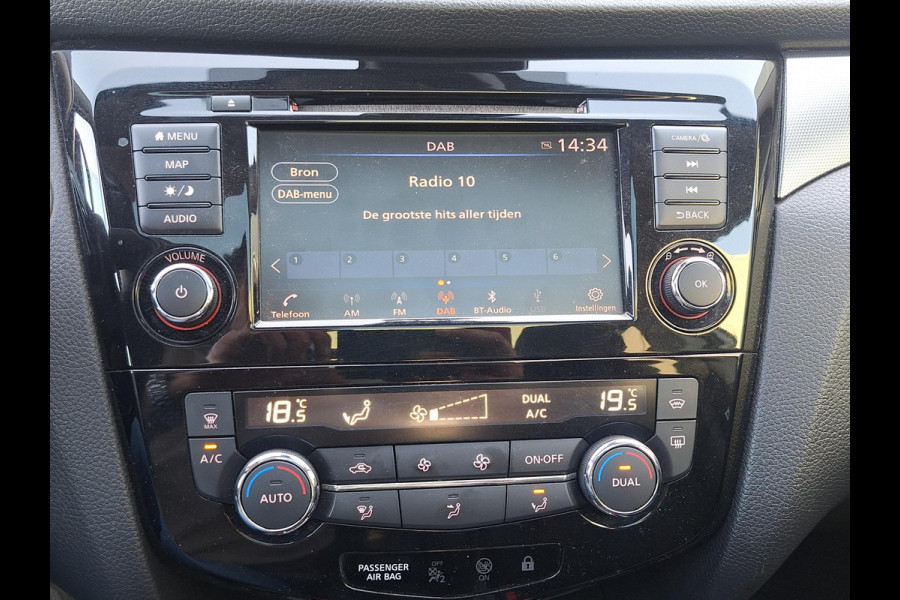 Nissan QASHQAI 1.3 DIG-T Tekna DCT Automaat | Panodak | Trekhaak | LED | 360Cam | Climate | Navi  | All Season banden |