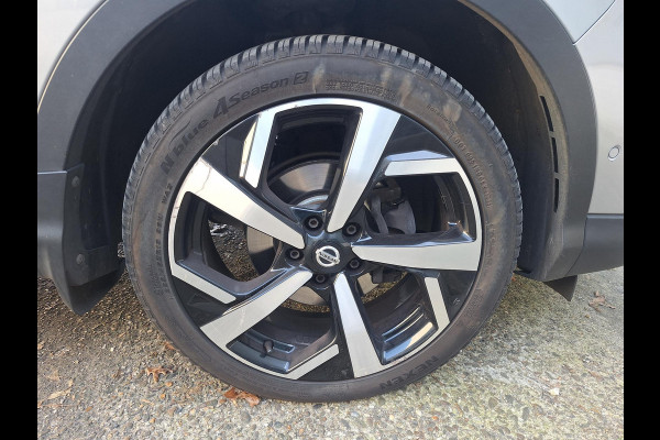 Nissan QASHQAI 1.3 DIG-T Tekna DCT Automaat | Panodak | Trekhaak | LED | 360Cam | Climate | Navi  | All Season banden |