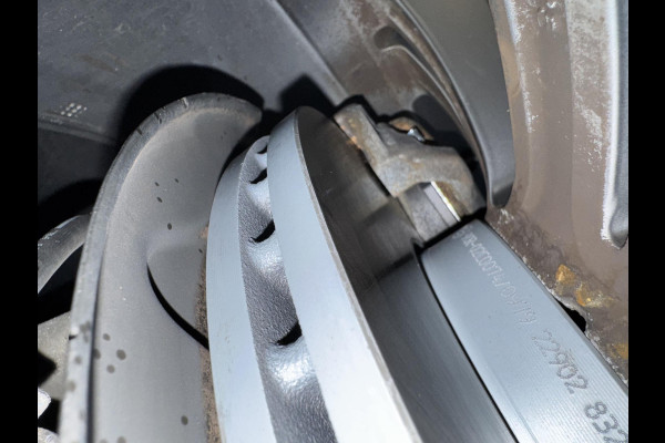 Volkswagen T-Roc 1.5 TSI R-line Sport BTW-LED-NAP-VIRTUAL-CAMERA