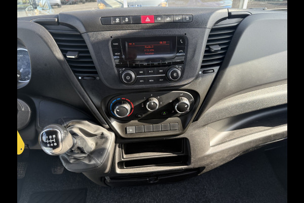 Iveco Daily 35C16 2.3 300 Kipper | Dubbellucht | Trekhaak | Leder | Opbergkist | Airco | Cruisec.