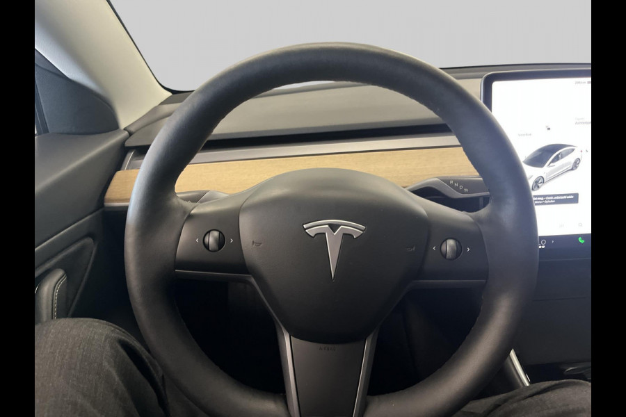 Tesla Model 3 Standard RWD Plus 60 kWh | Volleder | Pano | WLTP 491 KM |