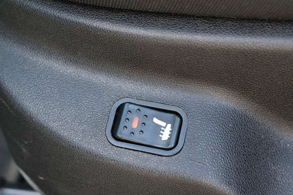 Opel Combo 1.3 CDTi L2H1 Sport | Stoelverwarming | Cruise control | Alarm Klasse 3 | Airco | Elek ramen | Trekhaak | Betimmering | Nieuwe APK | NAP Logisch