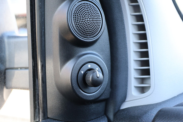 Opel Combo 1.3 CDTi L2H1 Sport | Stoelverwarming | Cruise control | Alarm Klasse 3 | Airco | Elek ramen | Trekhaak | Betimmering | Nieuwe APK | NAP Logisch