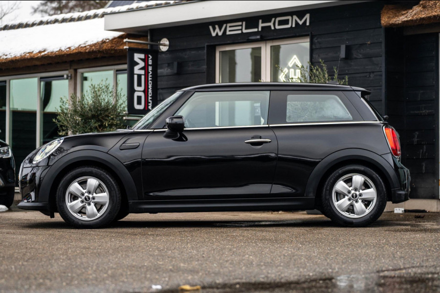 MINI Mini 1.5 One Essential I NAP I Navigatie I Climate I Cruise I Dealeronderhouden I 1e Eigenaar I BTW Auto