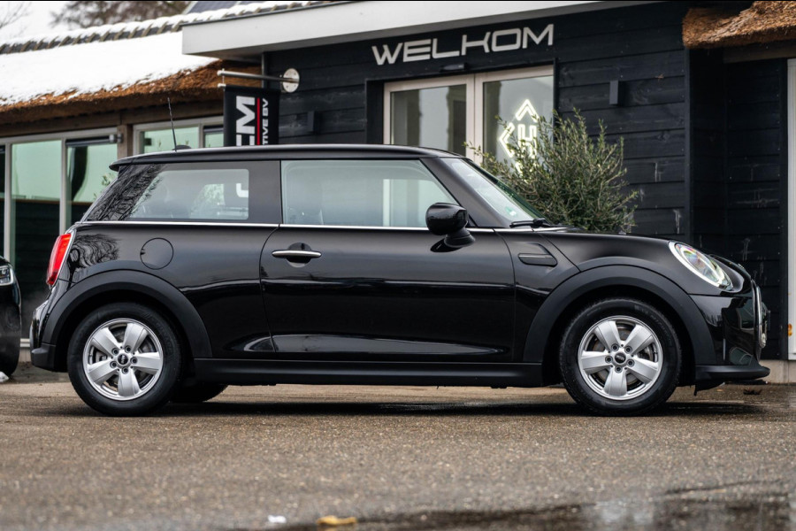 MINI Mini 1.5 One Essential I NAP I Navigatie I Climate I Cruise I Dealeronderhouden I 1e Eigenaar I BTW Auto
