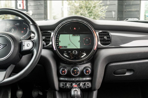 MINI Mini 1.5 One Essential I NAP I Navigatie I Climate I Cruise I Dealeronderhouden I 1e Eigenaar I BTW Auto