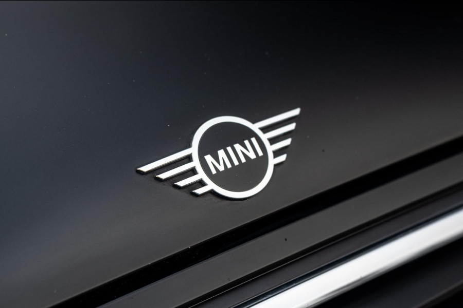MINI Mini 1.5 One Essential I NAP I Navigatie I Climate I Cruise I Dealeronderhouden I 1e Eigenaar I BTW Auto