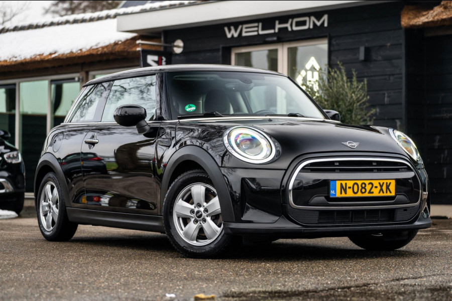 MINI Mini 1.5 One Essential I NAP I Navigatie I Climate I Cruise I Dealeronderhouden I 1e Eigenaar I BTW Auto