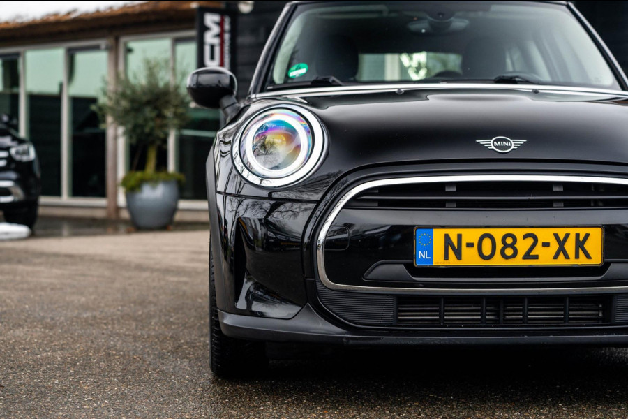 MINI Mini 1.5 One Essential I NAP I Navigatie I Climate I Cruise I Dealeronderhouden I 1e Eigenaar I BTW Auto