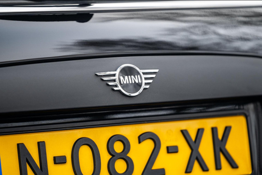 MINI Mini 1.5 One Essential I NAP I Navigatie I Climate I Cruise I Dealeronderhouden I 1e Eigenaar I BTW Auto