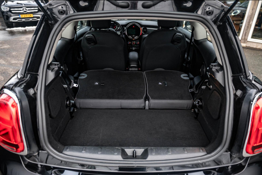 MINI Mini 1.5 One Essential I NAP I Navigatie I Climate I Cruise I Dealeronderhouden I 1e Eigenaar I BTW Auto