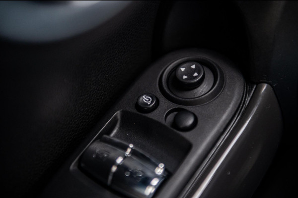 MINI Mini 1.5 One Essential I NAP I Navigatie I Climate I Cruise I Dealeronderhouden I 1e Eigenaar I BTW Auto