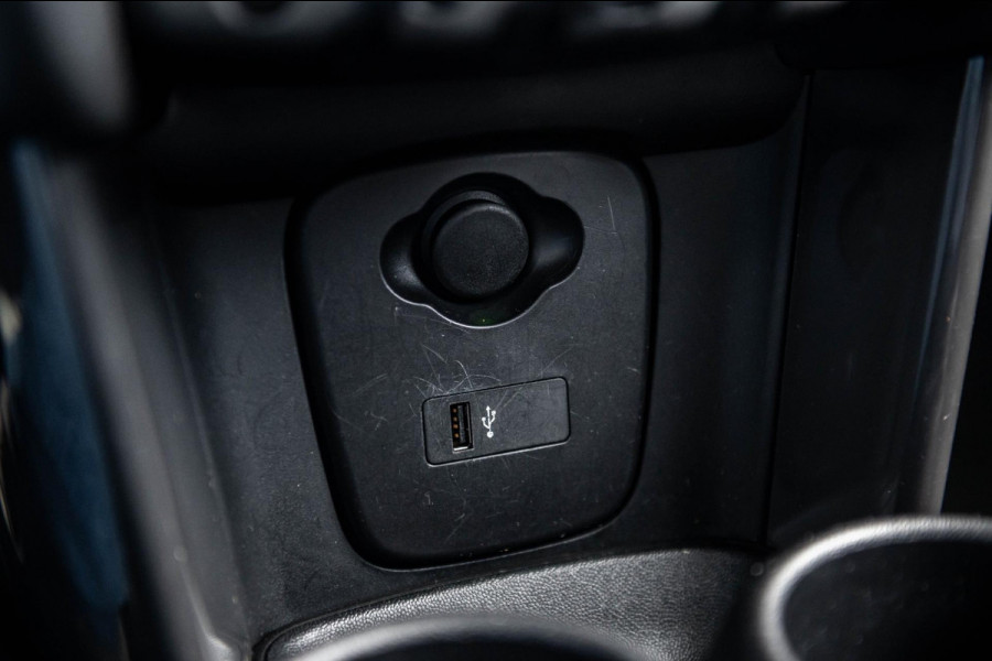 MINI Mini 1.5 One Essential I NAP I Navigatie I Climate I Cruise I Dealeronderhouden I 1e Eigenaar I BTW Auto