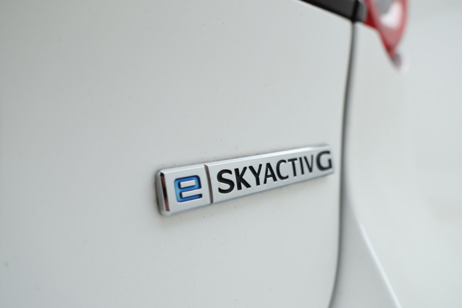 Mazda 3 2.0 e-SkyActiv-G M Hybrid 122 Head Up! Navigatie, Airco