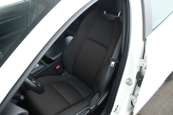 Mazda 3 2.0 e-SkyActiv-G M Hybrid 122 Head Up! Navigatie, Airco