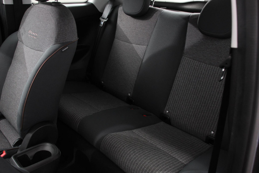 Fiat 500 -e 42 kWh 118pk Icon | Actieradius WLTP 329km! | Navigatie | Apple Carplay/Android Auto | Cruise Control | Comfort-pakket | Climate Control