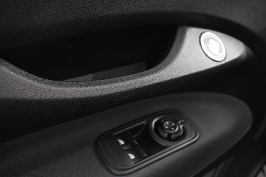 Fiat 500 -e 42 kWh 118pk Icon | Actieradius WLTP 329km! | Navigatie | Apple Carplay/Android Auto | Cruise Control | Comfort-pakket | Climate Control