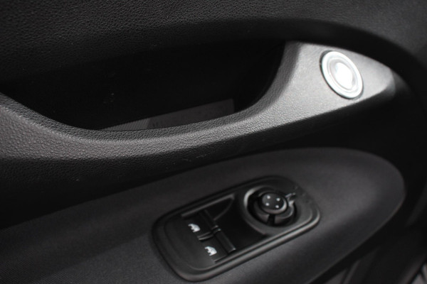 Fiat 500 -e 42 kWh 118pk Icon | Actieradius WLTP 329km! | Navigatie | Apple Carplay/Android Auto | Cruise Control | Comfort-pakket | Climate Control