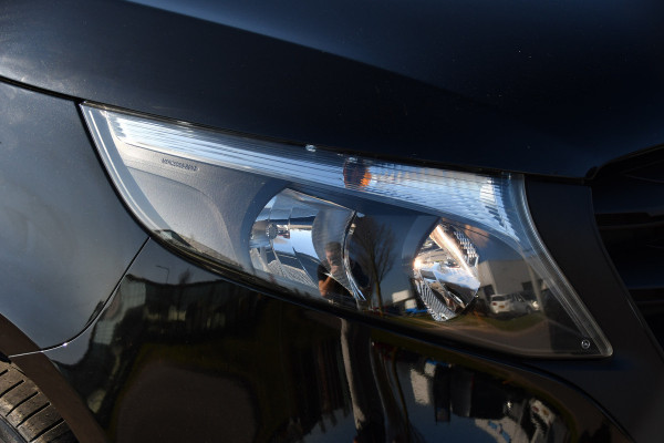 Mercedes-Benz Vito 116 CDI L2 Black Edition FACE LIFT, Camera, Cruise, Carplay, Leder, Automaat, 164pk, Trekhaak, Multimedia, Uniek!