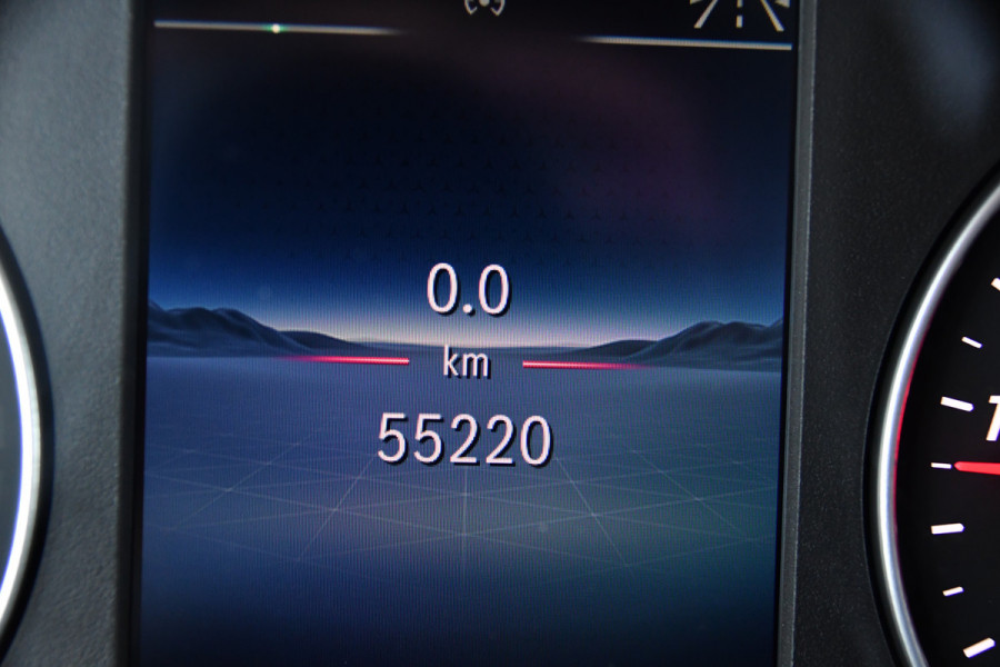 Mercedes-Benz Vito 116 CDI L2 Black Edition FACE LIFT, Camera, Cruise, Carplay, Leder, Automaat, 164pk, Trekhaak, Multimedia, Uniek!