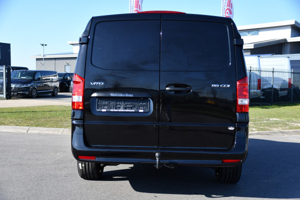 Mercedes-Benz Vito 116 CDI L2 Black Edition FACE LIFT, Camera, Cruise, Carplay, Leder, Automaat, 164pk, Trekhaak, Multimedia, Uniek!