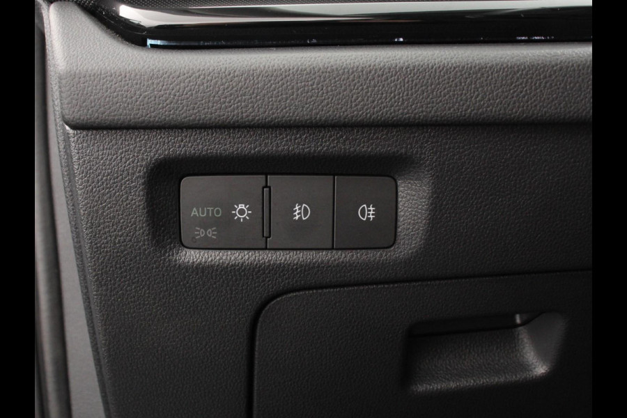 Škoda Octavia 1.0 e-TSI DSG Style | Navigatie | Apple Carplay/Android Auto | Adaptive Cruise Control | Camera | Climate Control | Digitale Cockpit | Stoelverwarming | Lichtmetalen Velgen