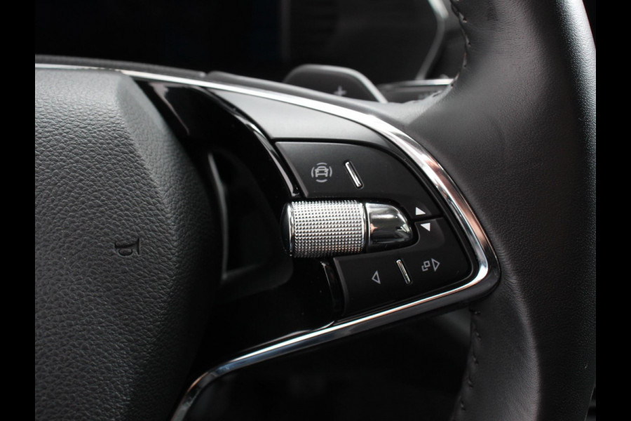Škoda Octavia 1.0 e-TSI DSG Style | Navigatie | Apple Carplay/Android Auto | Adaptive Cruise Control | Camera | Climate Control | Digitale Cockpit | Stoelverwarming | Lichtmetalen Velgen