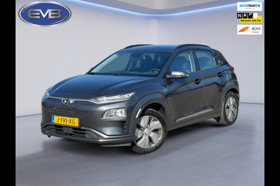 Hyundai Kona EV Comfort 64 kWh, achteruitrijcamera, SOH 100 % adaptief cruise, led verlichting, digitaal cockpit, NL auto met nap