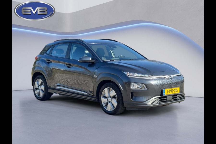 Hyundai Kona EV Comfort 64 kWh, achteruitrijcamera, SOH 100 % adaptief cruise, led verlichting, digitaal cockpit, NL auto met nap