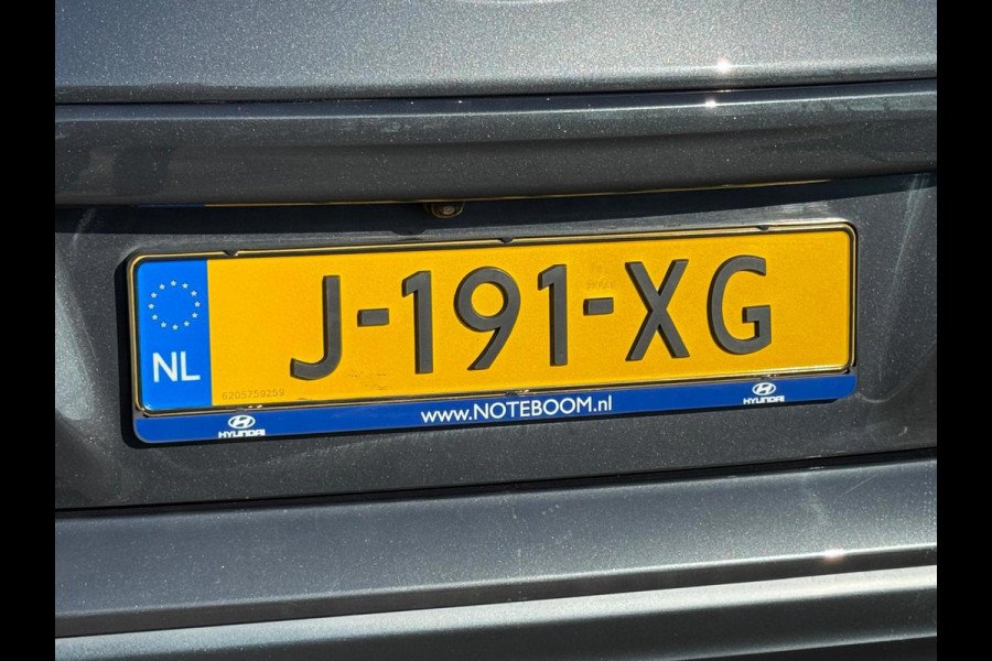 Hyundai Kona EV Comfort 64 kWh, achteruitrijcamera, SOH 100 % adaptief cruise, led verlichting, digitaal cockpit, NL auto met nap